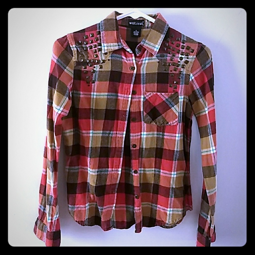 Wet seal Plaid button up shirt